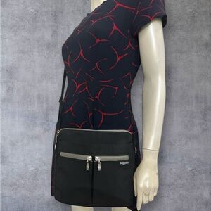 BAGGALLINI CROSSBODY BAG
